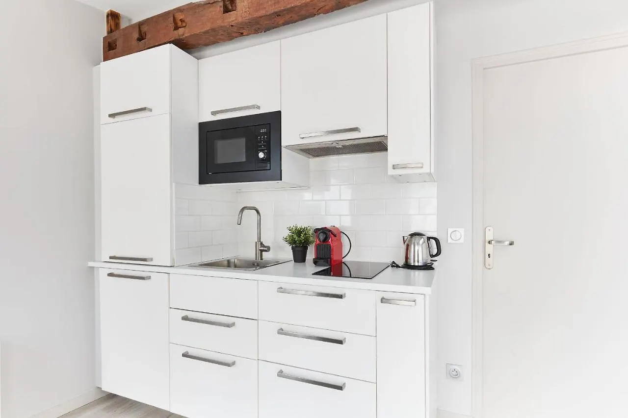 Daire St Germain Des Pres With Balcony - Cityapartmentstay