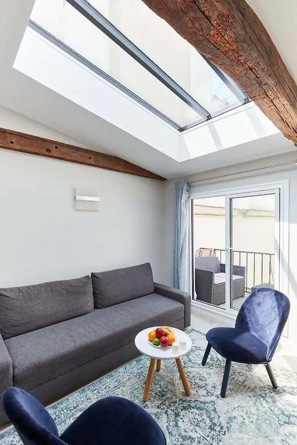 St Germain Des Pres With Balcony - Cityapartmentstay Apartment
